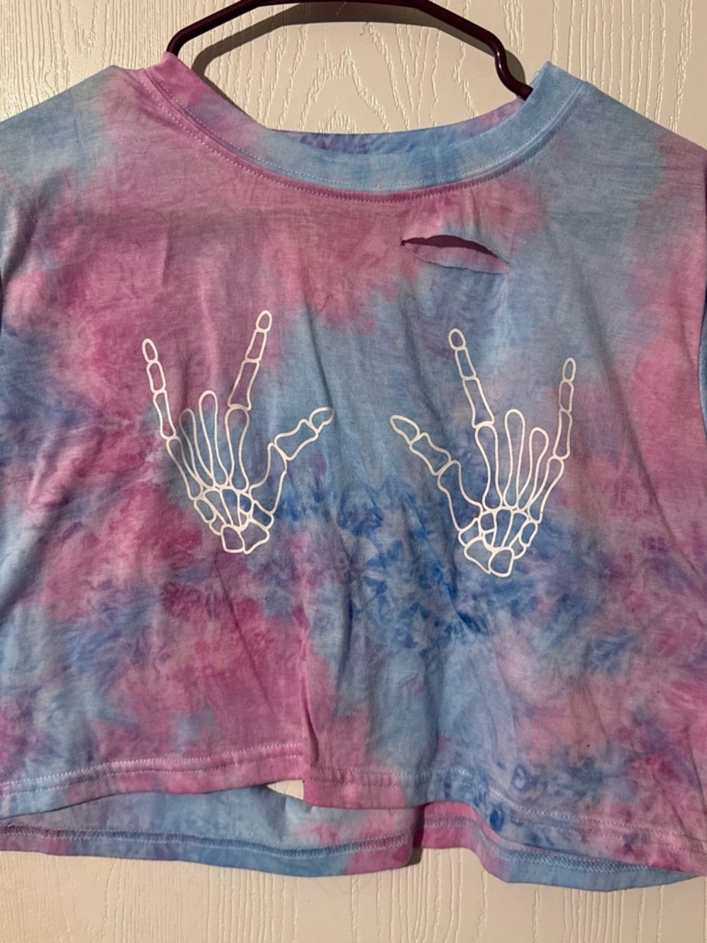 Tie-Dye Pink & Blue Kids Crop Tee with Skeleton Hand Graphic